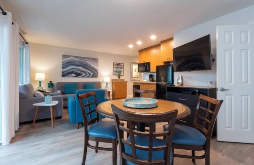 San Clemente Hotel | Your San Clemente Hideaway! 2 Spacious Units, Pool!