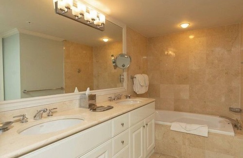 Marco Island Resort | Your Slice of Paradise at Marco Beach Ocean Resort
