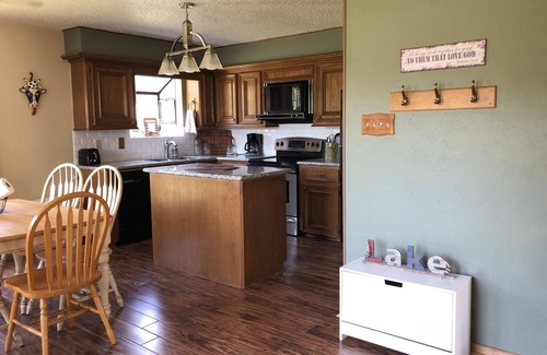 French Quarter House | Your vacation home on the lake with its own private covered dock!