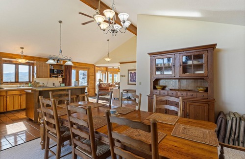 Wineglass House | Your Yellowstone adventure, log home for extended families, spectacular views