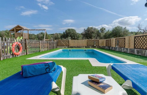 Llubi House | YourHouse Son Sitges family-friendly villa