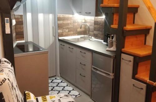 Ano Poli Apartment | Youth Loft in Ano Poli