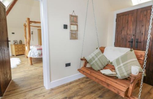 Cribyn House | Yr Awen