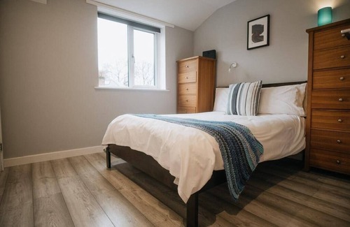 Rowen House | YR HEN BERLLAN / 3 BEDROOM ACCOMMODATION WITHIN THE SNOWDONIA NATIONAL PARK, CO