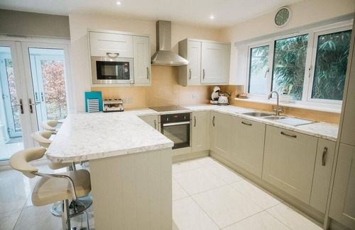 Rowen House | YR HEN BERLLAN / 3 BEDROOM ACCOMMODATION WITHIN THE SNOWDONIA NATIONAL PARK, CO