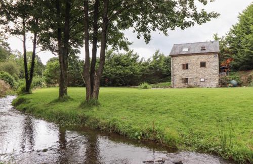 Oswestry House | Yr Hen Felin