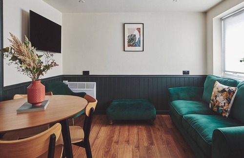 Llanrwst Cottage | Yr Wyddfa Lodge - Luxury Cottages