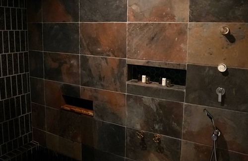 Yufuin Onsen Hotel | Yufuin Luxury Villa -zakuro-