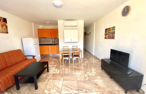 Playa del Ingles Apartment | Yumbo house