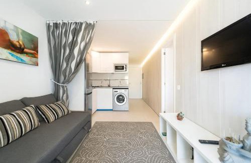Playa del Ingles Apartment | Yumbo Movida Accommodation