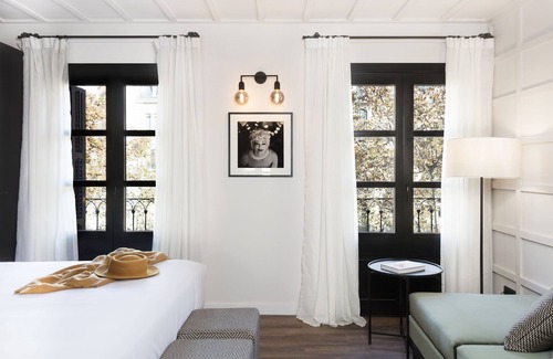 Gothic Quarter Hotel | Yurbban Ramblas Boutique Hotel
