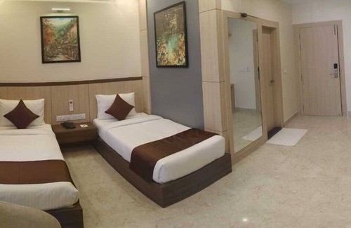 Dumka Hotel | YUVRAJ PALACE