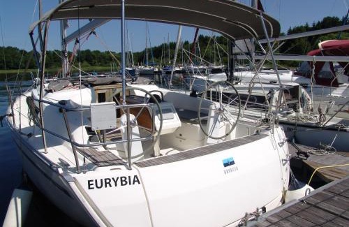 Frymburk Boat Rental | Zážitkové ubytování na vodě, Bavaria 34