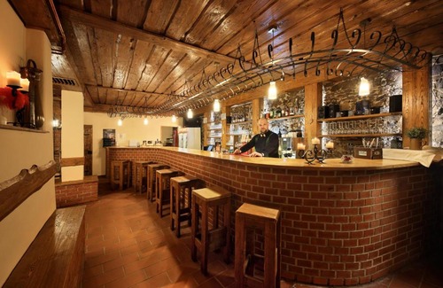 Hluboka nad Vltavou Hotel | Záviš z Falkenštejna