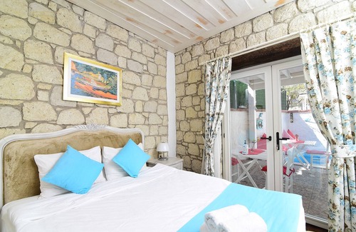 Alacati Hotel | Zübeyde Hanım Alaçatı