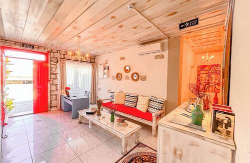 Alacati Hotel | Zübeyde Hanım Alaçatı