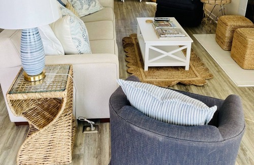 Topsail Beach House | Zapp 5A: 2BR + loft, 3BA, Sleeps 7, Oceanfront townhome in Serenity Point!
