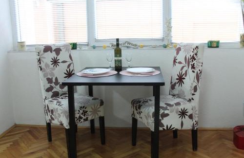 Kragujevac Apartment | Zara Lux B