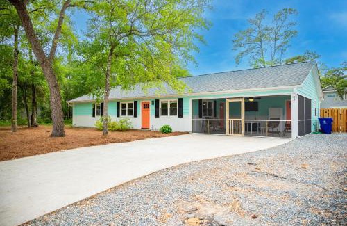 Tranquil Harbour House | Zaruba Beach by Oak Island Accommodations