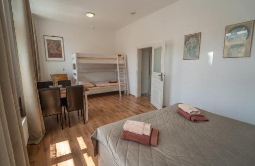 Zbiroh House | Zbirožský dvůr