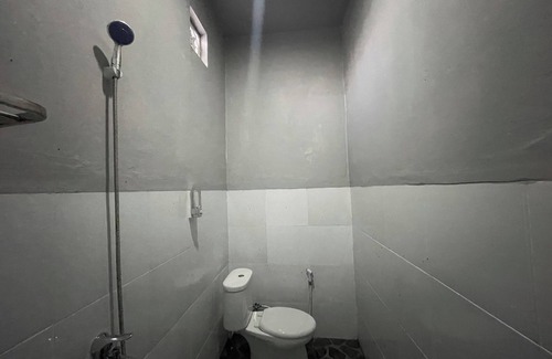 Batu Bolong Hotel | Zee House