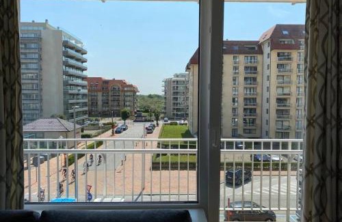 Nieuwpoort-aan-Zee Apartment | Zeedijk appartement Nieuwpoort