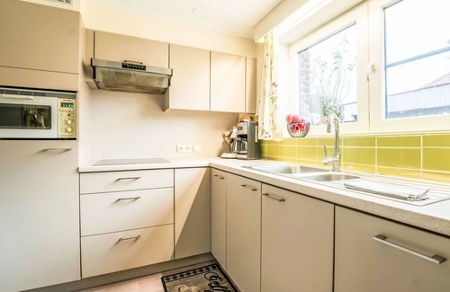 Wenduine Apartment | Zeelucht with private garden by Interhome