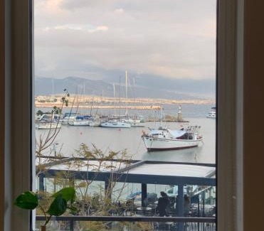 Mikrolimano Apartment | Zefi's Loft - Sea View in Piraeus