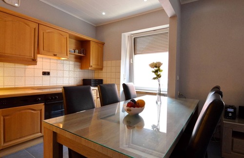 Zell Apartment | Zell Riverside Comfort