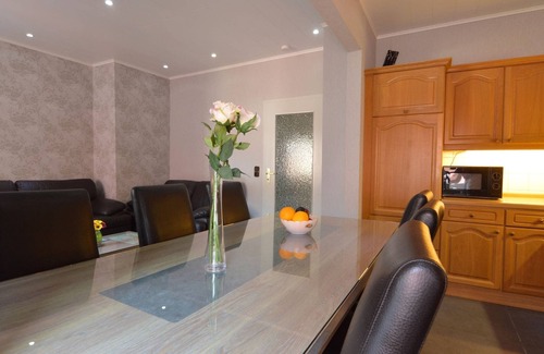 Zell Apartment | Zell Riverside Comfort