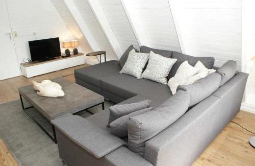 Damp House | Zeltdachhaus mit WLAN in Strandnaehe