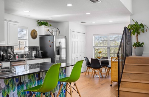 Apache Shores House | Zen Austin Home with a Cozy Tree House