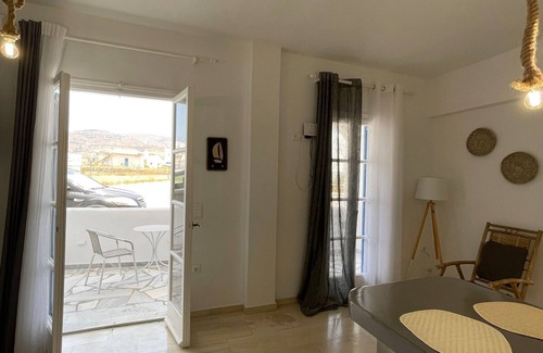 Tinos Apartment | Zen Beach House in Tinos 2