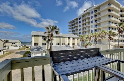 New Smyrna Beach House | ZEN BEACH RETREAT - OCEAN VIEW TOWNHOUSE -No Drive Beach