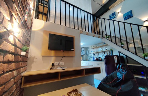 Rishikesh Apartment | Zen Haven - 1nLuxury Ganga Access & Mountain View