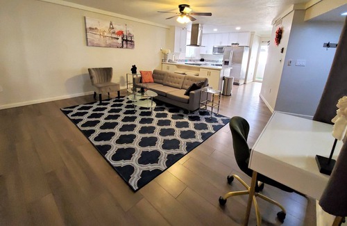 Camelback East Condo | Zen King Bed Condo