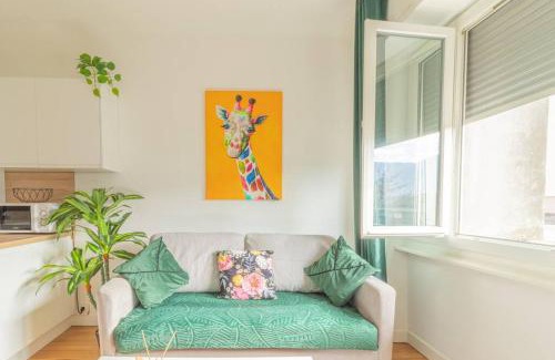 Ambilly Apartment | ZenBNB/Safari/3 Personnes/5 secondes du Tram