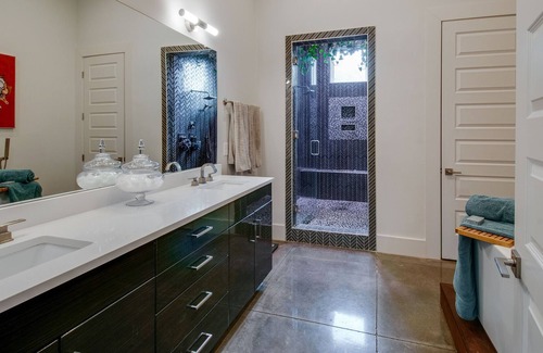The Nations House | Zenful Retreat w/heated pool,hot tub&fire pit and no cleaning fees