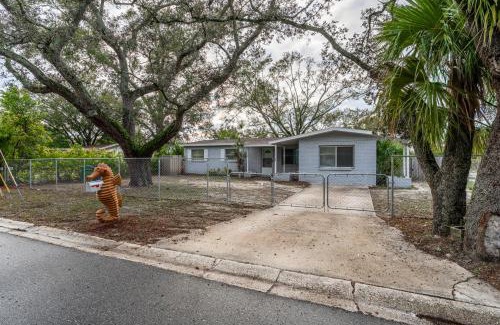 Bearss Plaza House | ZenHomes in Tampa near USF