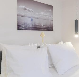 Old Town Apartment | Zennova #72 Tsinari Comfort & Luxury Suite