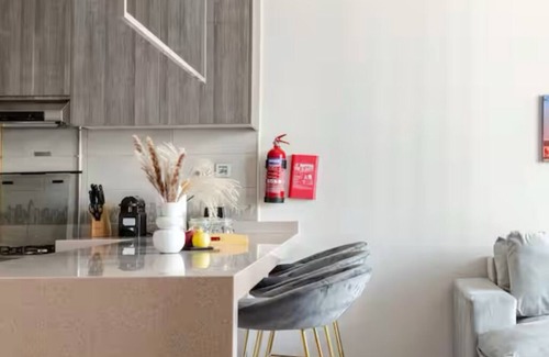 Jumeirah Lake Towers Apartment | ZenStay- Haven of tranquility and luxury in the Heart of Dubai