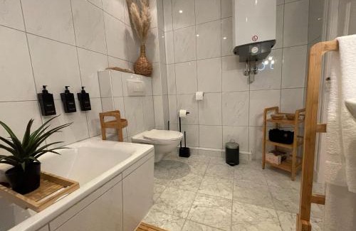 Rendsburg Apartment | Zentrale Ferienwohnung mit Blick auf den See inklusive Parkplatz und Internet Geschäftsreisende willkommen
