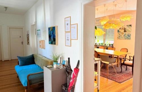 Sudweststadt Mittlerer Teil Apartment | Zentrums-Oase mit Balkon für 6 Personen