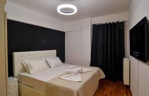 Katerini Apartment | Zeusplace Black and White Retreat