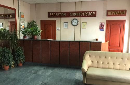 Lenins'kyi district Hotel | Zhovtnevyi