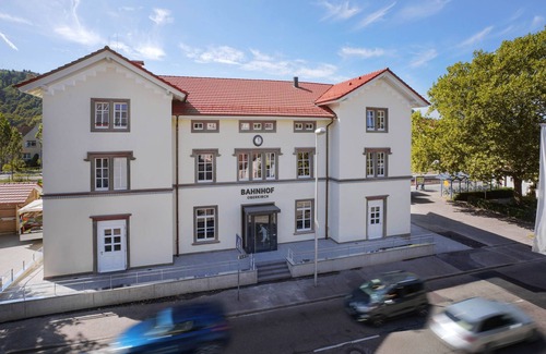 Oberkirch Apartment | Zimmer 4, Dreibettzimmer mit Dusche und WC