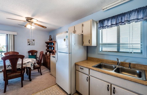 Topsail Beach House | Zion East | Easy Beach Access + Amazing Views!