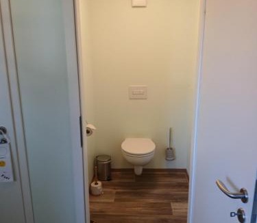 Mittelherwigsdorf Apartment | Zittau - Ferienwohnung Frieda mit Camping Familien, und Biker Hütten am Zittauer Gebirge