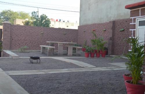 Mandore House | Zojila hut