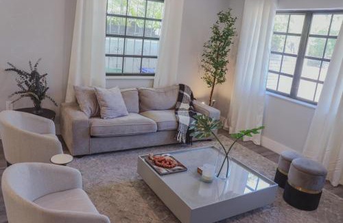 Coral Way House | Zoka House 5 mints from Brickell